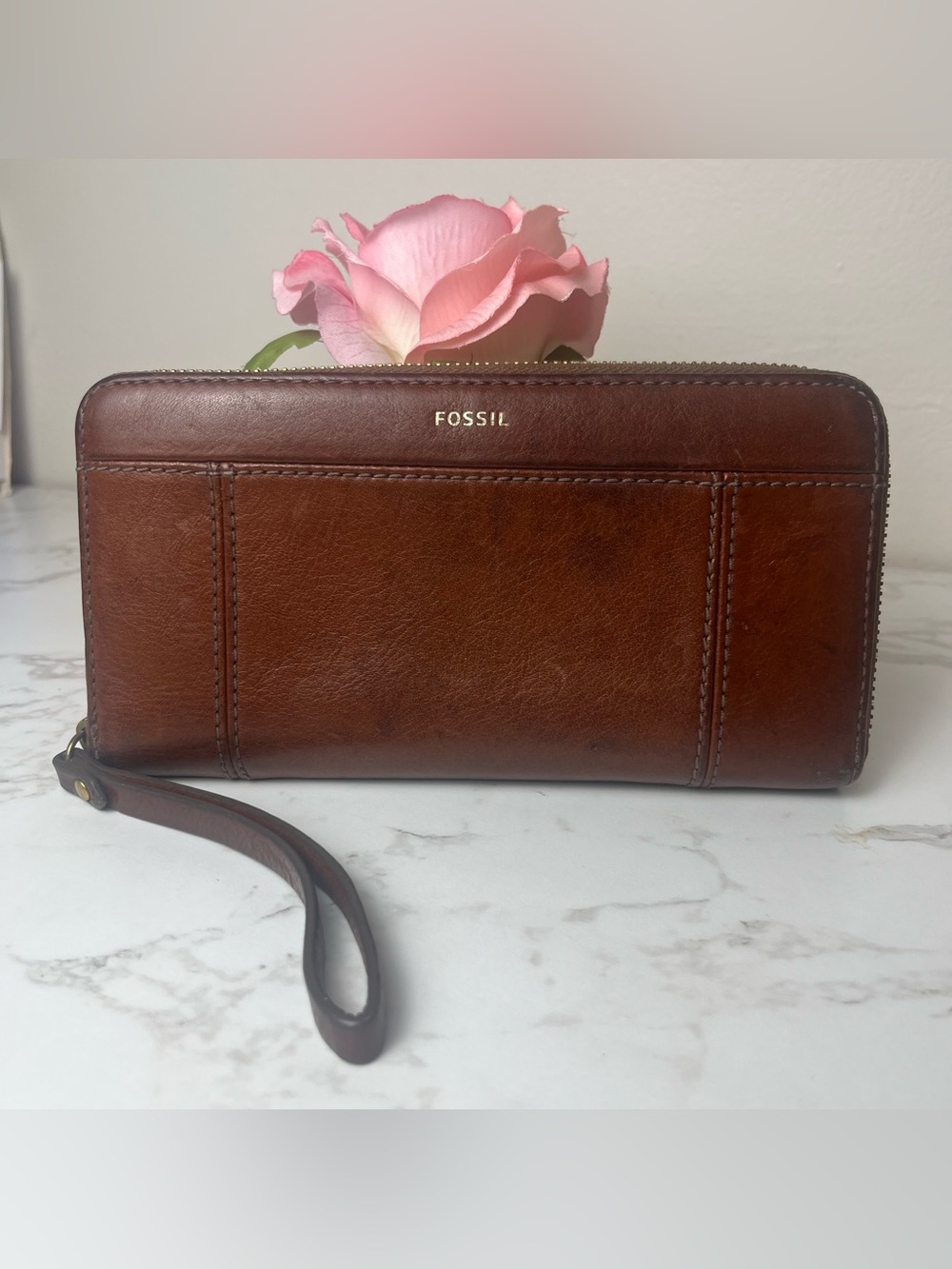 Fossil Chestnut Brown Gold Leather Zip Wristlet Wallet